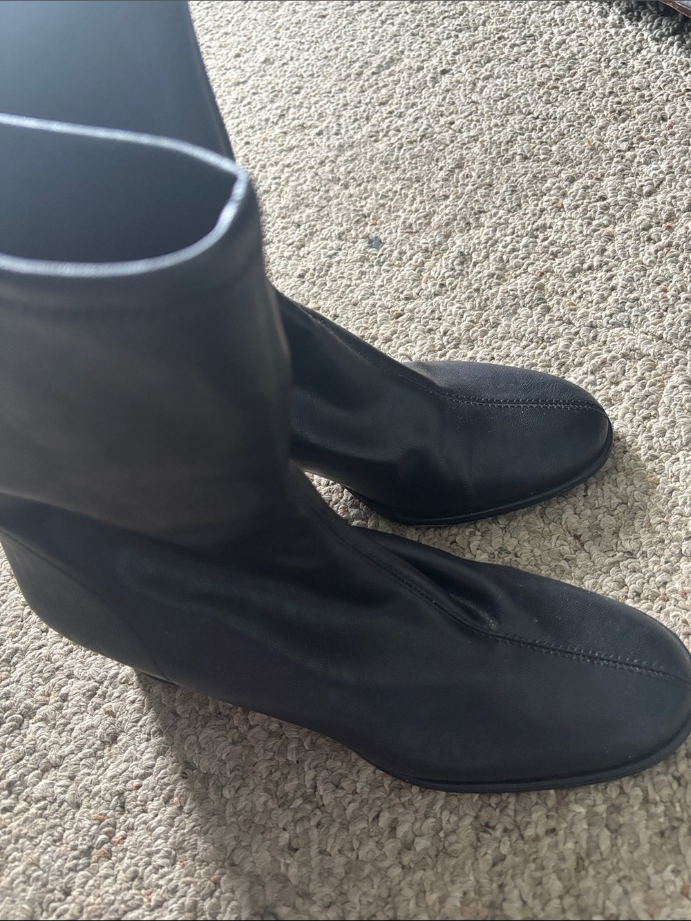 H&M Black Leather Block-Heel Ankle Boots - Picture 2 of 2